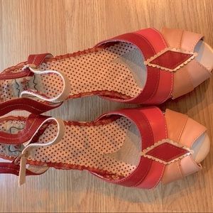 Bettie Page Leatherette Peep Toe Heels Size 10 Red Pink White